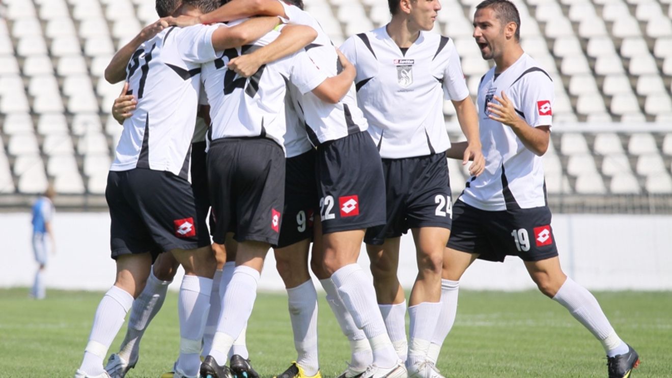 Revine gașca nebună!