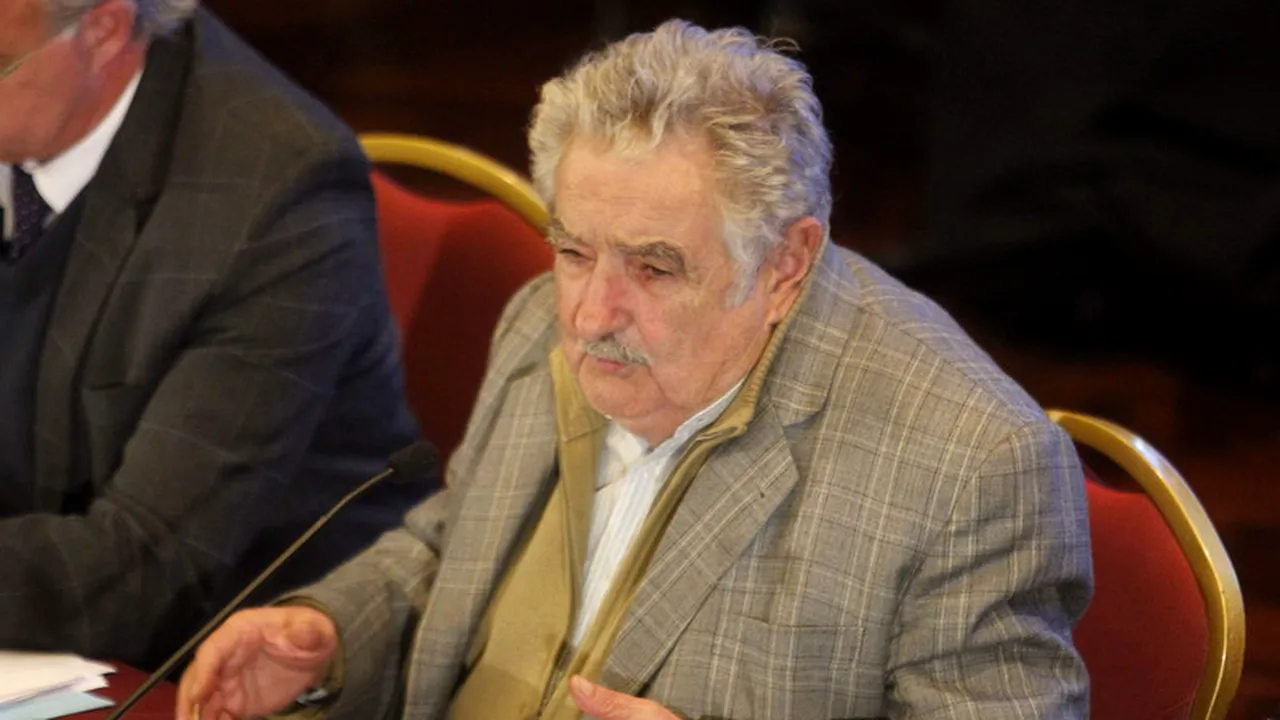Președintele Uruguayului, Jose Mujica, i-a insultat pe conducătorii FIFA