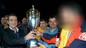 Becali: "Roni Levi e un antrenor mediu!"** Pe el îl REGRETĂ‚ Gigi cel mai mult: "I-am dat 1.200.000 â‚¬ pe an plus 2 milioane dacă intră în Ligă"