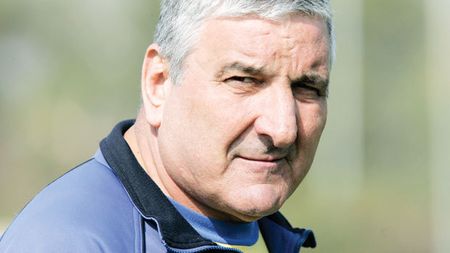 Rică Răducanu, poveste memorabilă după meciul cu Brazilia lui Pele din 1970! „Fugea Lucescu după el, om la om, să-i ia tricoul. El mă striga: Ricardo! Așa îmi zicea" | EXCLUSIV VIDEO