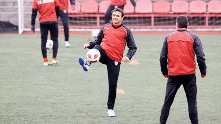 "Câinii" se tem de studenți!** "Atenție la Sportul!"