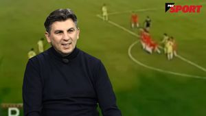 INTERVIU | LUPESCU: "Un cap de câine din cei doi de pe emblema lui Dinamo...". Ce nu se știe din meciul cu Foresta, cum i-a păcălit pe galezi, drama lui Enke, linia 119 și când i-a spus "nu" lui Mircea Lucescu