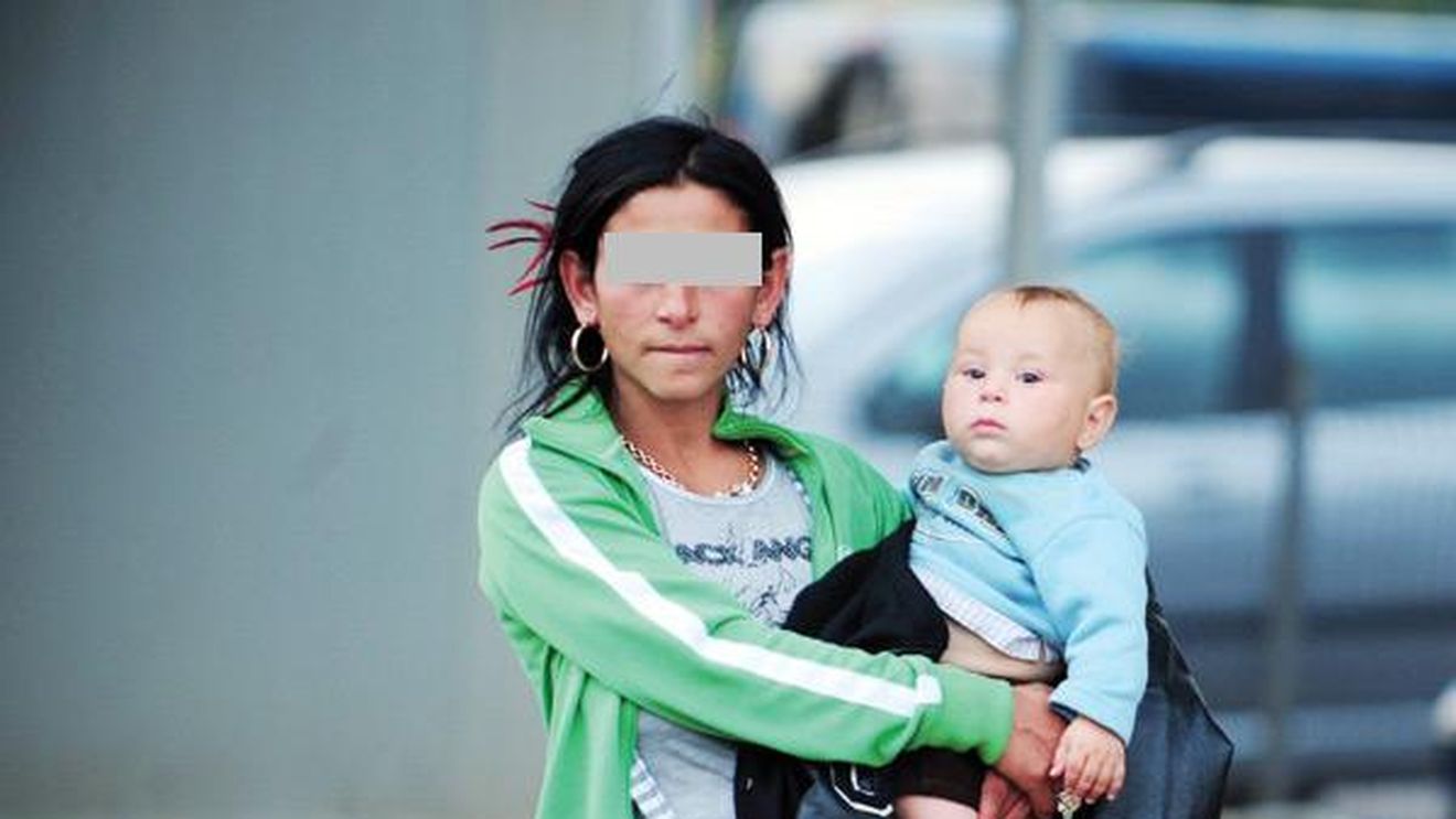 Vedere din Paris: "Sunt o țigancă virgină. Și cerșesc"