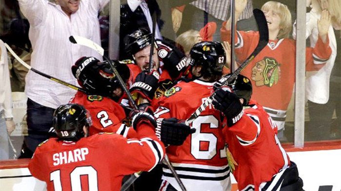 Chicago Blackhawks s-a calificat în finala Conferinței de Vest a NHL