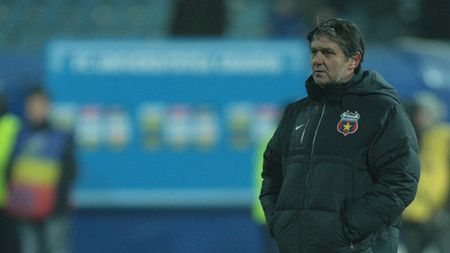 Lăcătuș îl ironizează pe Becali:** "O să vină 6-7 jucători, vor fi dați afară 10 și Steaua se va bate iar la titlu"