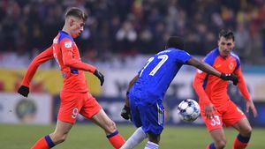 Gigi Becali, fascinat din nou de Tavi Popescu: „N-a pierdut nicio minge și a dat trei pase de gol!”