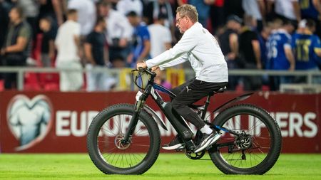 Ce a decis să facă selecționerul Austriei dacă ratează calificarea la Cupa Mondială