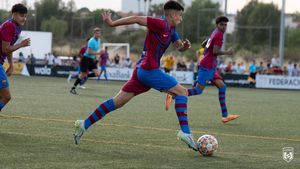 Dinamo îl transferă pe fostul coleg de la Barcelona al lui Lamine Yamal! Spaniolii au făcut anunțul