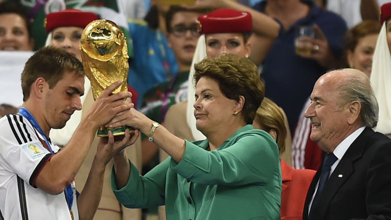 Lovitură primită de FIFA. Emirates nu vrea prelungirea contractului de sponsorizare: "Noua înțelegere nu ne îndeplinește așteptările". Sony ar putea s-o urmeze. FIFA are soluții de avarie