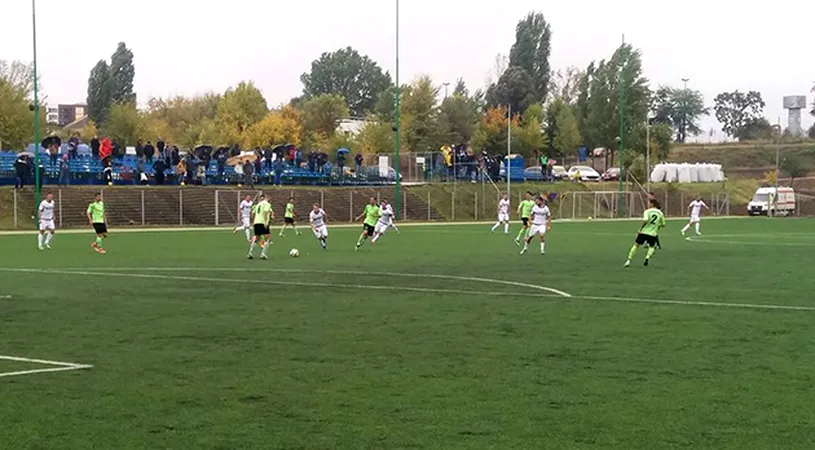 Remiză în ploaie între nou-promovate!** FC Argeș a condus-o la București pe Metaloglobus, însă a plcat doar cu un punct
