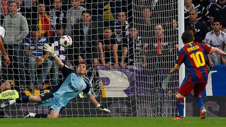 A fost unul dintre cei care au scris istorie pentru Barcelona, dar nu ar refuza o ofertă din partea rivalilor de la Real Madrid: "De ce nu?"