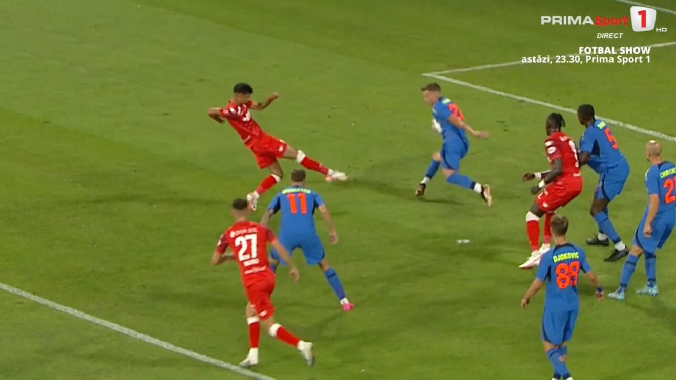Penalty controversat dictat în UTA Arad - FCSB! Alexandru Pantea a fost sancționat după o fază la limită | VIDEO