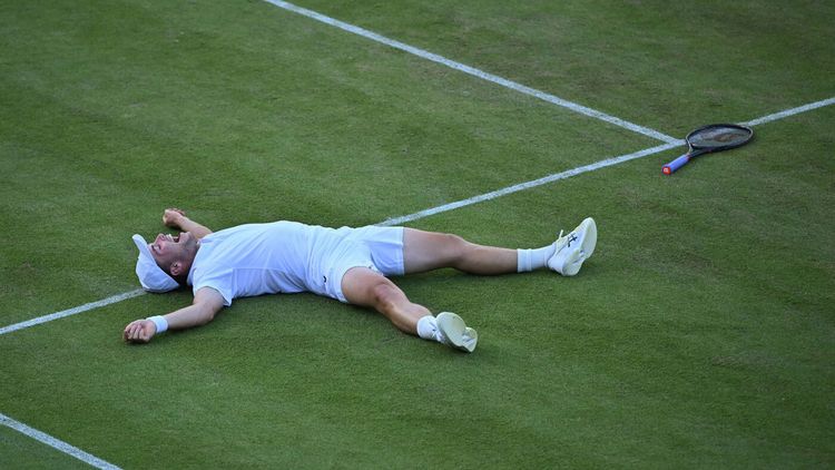 Tenismenul necunoscut care a uimit la Wimbledon! Numărul 114 ATP a ajuns în semifinale: e născut în Franța, dar joacă pentru Anglia