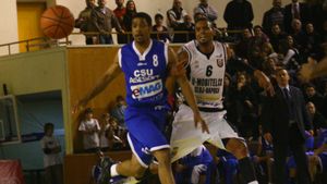 De neoprit! "U" Cluj - Asesoft 75-90!