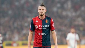 Tottenham Hotspur vrea să deturneze transferul lui Radu Drăgușin la AC Milan! Anunțul zilei vine din Italia