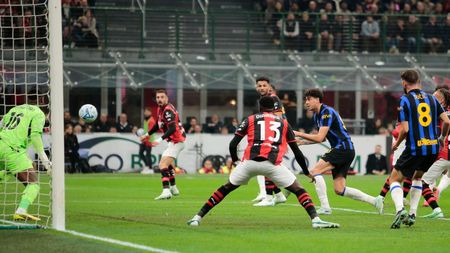 🚨 AC Milan – Inter, în etapa 10 din Serie A. „Nerazzurrii” domină posesia și au primele ocazii importante din startul părții secunde