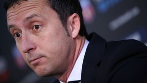 Atac pe toate fronturile**: "MM să aibă grijă de fata lui! Nu mă dau înapoi de la nimic"