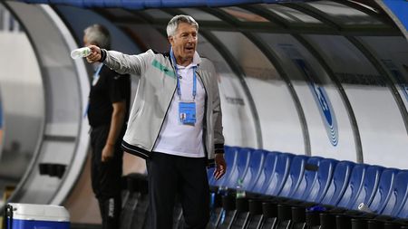 După două amânări, Craiova – Botoşani ar trebui să se dispute mâine seară. Bergodi, despre duelul cu Croitoru: „Îl simpatizez, cunoaşte fotbal”