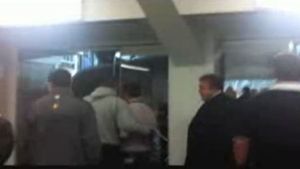VIDEO În ziua judecății, au apărut imagini scandaloase de la bătaia dintre Bornescu și Cadu!** Portarul lui "U" strigă ca un "turbat"