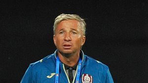 Episod incredibil povestit de Dan Petrescu: "Patronul mi-a propus să-mi dea un loc de veci, eram într-un avion privat, mâncam icre negre, apoi...". Cum a fost dat afară de la Kuban: "Spuneți-mi voi care a fost motivul!"