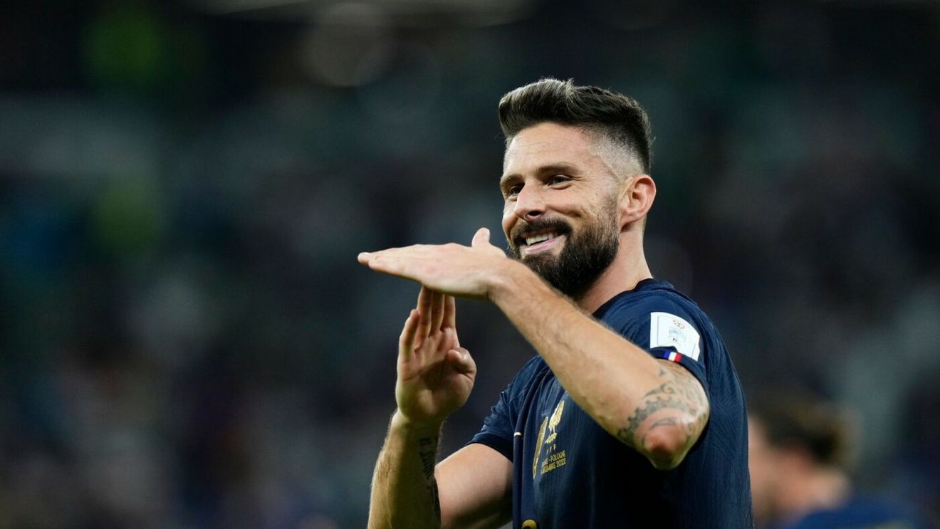 Ce simbolizează gestul făcut de Olivier Giroud după ce l-a depășit pe legendarul Thierry Henry în topul marcatorilor Franței! Mesajul îi este adresat lui „Titi”