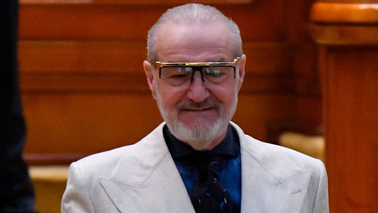 Gigi Becali, gluma serii la TV despre banii pentru transferul lui Bîrligea! Toți invitații din platou au izbucnit în râs