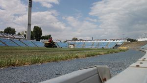 FRF îi invită la Constanța pe toți foștii tricolori. "Jucătorii care au îmbrăcat cel puțin o dată tricoul echipei naționale". Supercupa României are loc miercuri