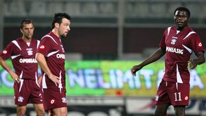 "Ce vină au străinii de la Rapid că jucătorii români n-au știut să-și negocieze salariile?"