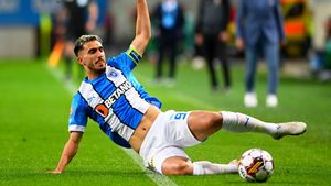 Transfer de senzație la Beșiktaș Istanbul pentru Andrei Ivan?! Mihai Rotaru vrea 3,5 milioane de euro pentru vedeta Universității Craiova! | EXCLUSIV