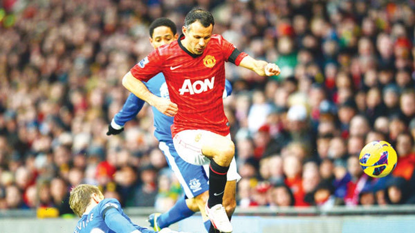 Moment istoric pentru United!** Toată Anglia va aplauda în picioare. Ryan Giggs, în clubul select din Premier League