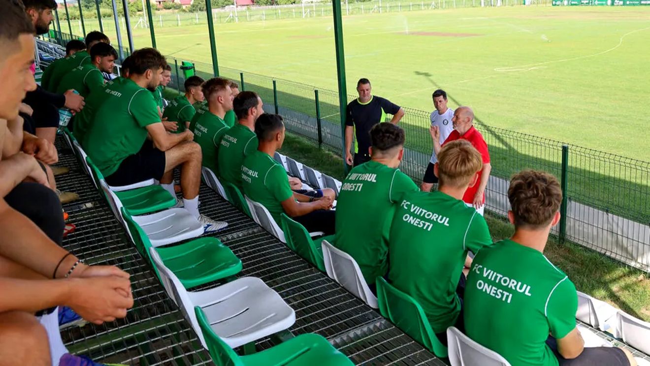 Ioan Sdrobiș, iureș la adresa lui Ovidiu Dănănae după demiterea sa de la Viitorul Onești: „Am făcut cea mai mare greșeală că l-am adus la noi la echipă. Dacă nu își va schimba mentalitatea, nu va ieși antrenor în viața lui!". EXCLUSIV
