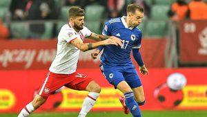 Sinisa Sanicanin e „internaţionalul din Europa de Est” pe care-l vrea Universitatea Craiova! Este coleg cu Koljic la naţionala Bosniei | EXCLUSIV