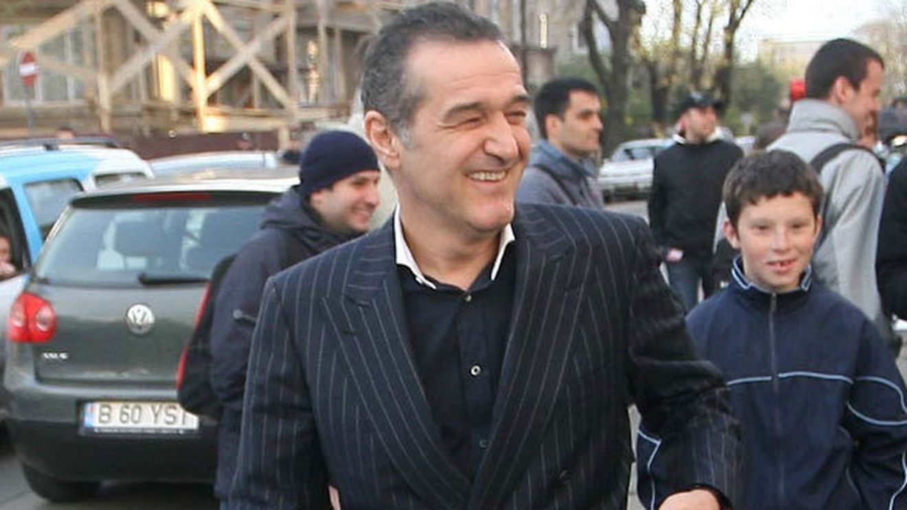 IADUL pentru antrenori! Patronul care-i dă lecții lui Becali!** A schimbat al 37-lea tehnician din mandatul său