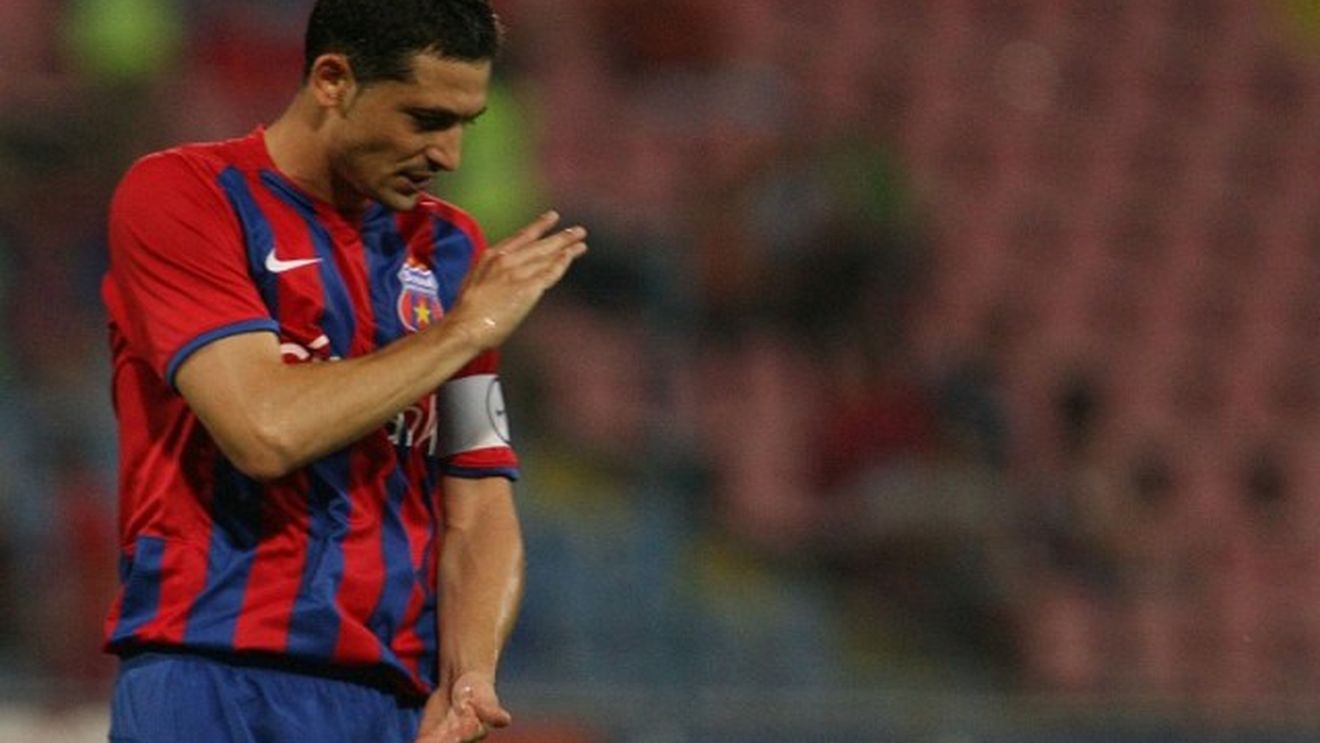 Lăcătuș: "Rădoi impune respect"