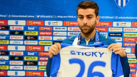 Andre Santos a fost convins să accepte oferta Craiovei de un dinamovist. Portughezul i-a transmis o urare prietenului său: "Dacă mă bate, îl omor!"