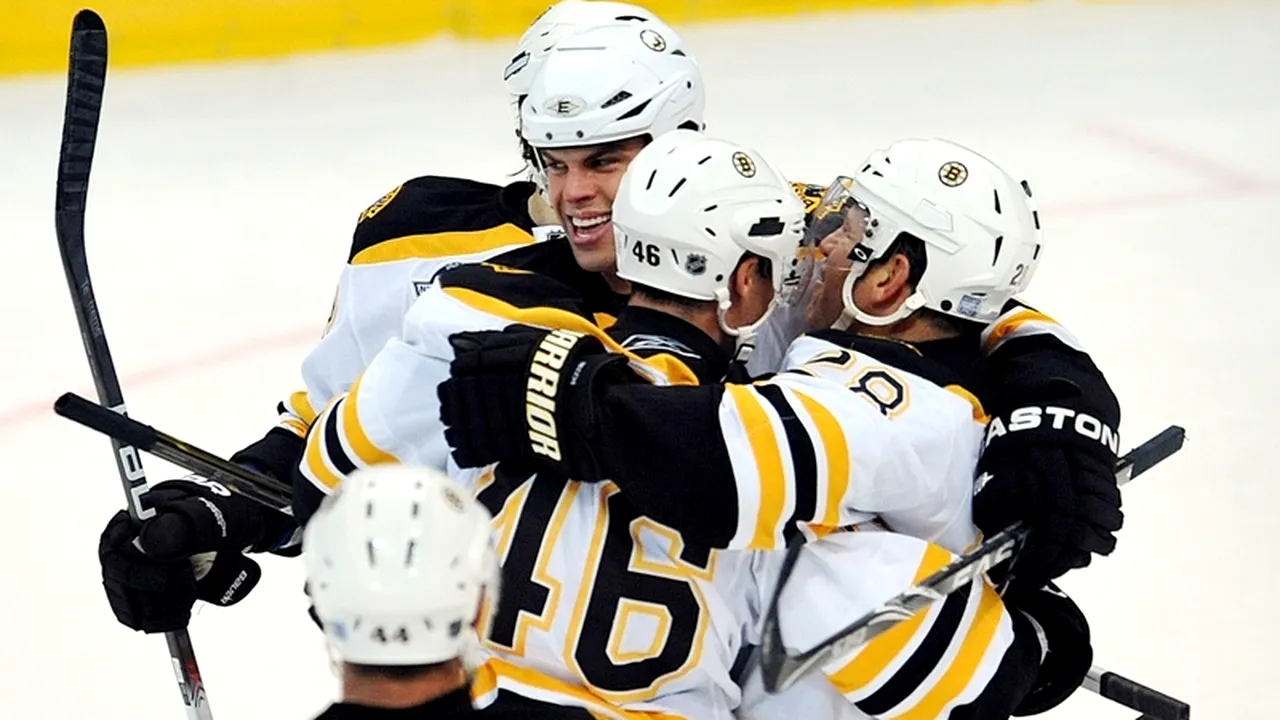 Bruins i-au TĂ‚VĂ‚LIT pe Canucks!** 8-1 în meciul 3 al finalei Cupei Stanley