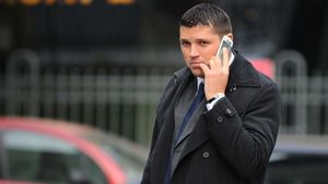 Cristi Bobar, despre erorile de arbitraj ale lui Sebastian Colțescu. „Nu cred că FCSB avea nevoie de ajutor, dar așa e pe primul loc!” | VIDEO EXCLUSIV ProSport LIVE