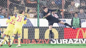 Două lovituri dintr-un foc pentru Tătărușanu:** "Eu decid totul!" Reghecampf a rezolvat ultimele dileme din Ghencea