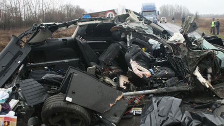 VIDEO TERIFIANT! Cum arată un Q7 după un accident îngrozitor! Imagini șocante