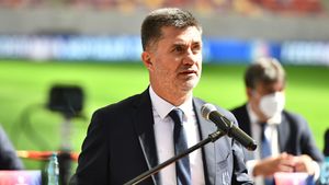 Lucian Burchel, atacat după reacțiile privind scandalul licenței Pro: „E un slab comunicator! Elvis Presley ce școală a avut?” | EXCLUSIV ProSport Live