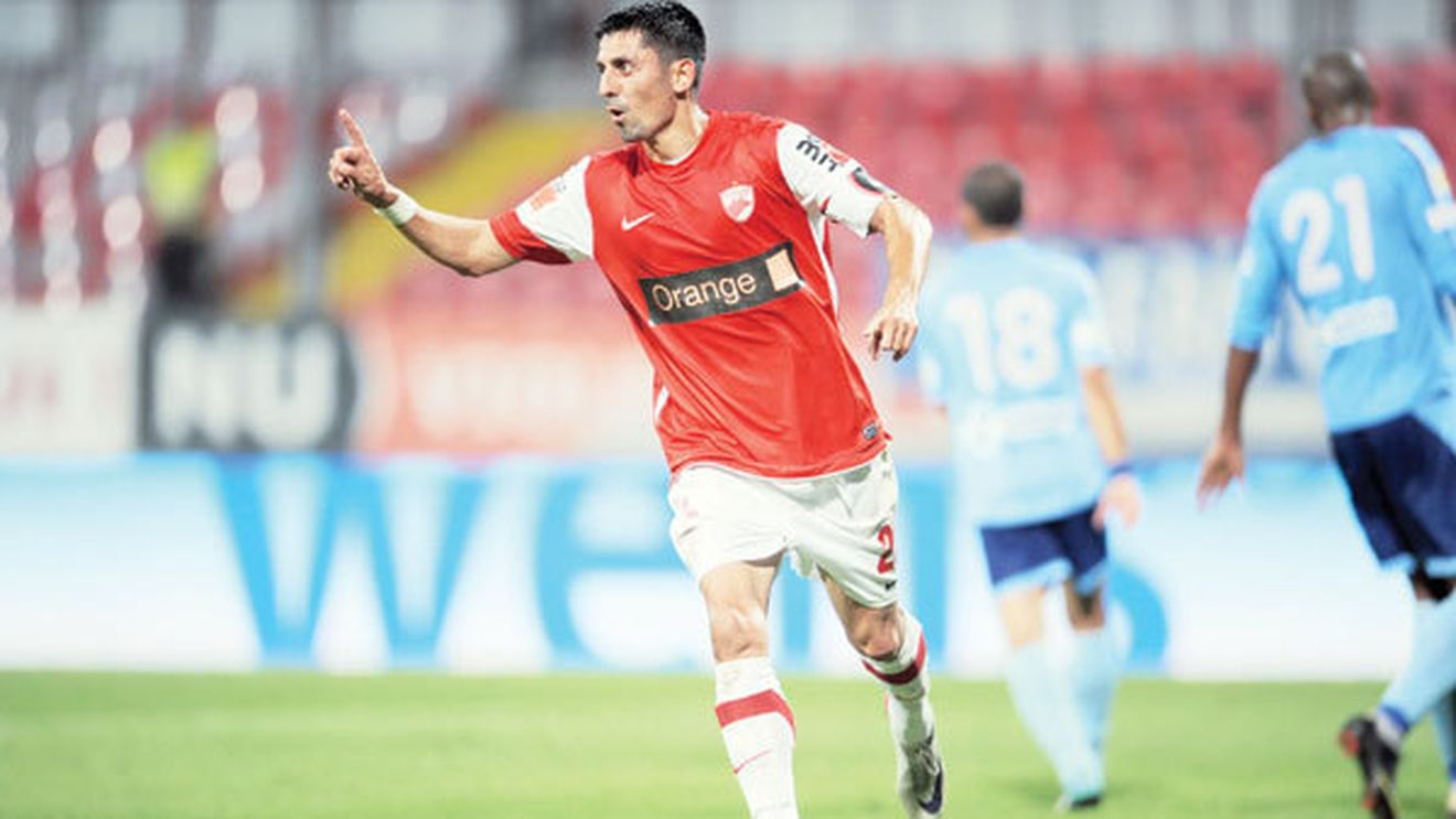 Pandurii, lucrați la orgoliu: "Săracu, a dat și el 203 goluri, acolo!"** Metoda incredibilă prin care Grig și-a motivat jucătorii pentru Dinamo