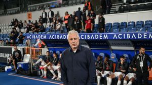 Turcii au făcut anunțul: un alt antrenor român îi ia locul lui Marius Șumudică pe banca lui Gaziantep, dacă nu revine la timp la echipă