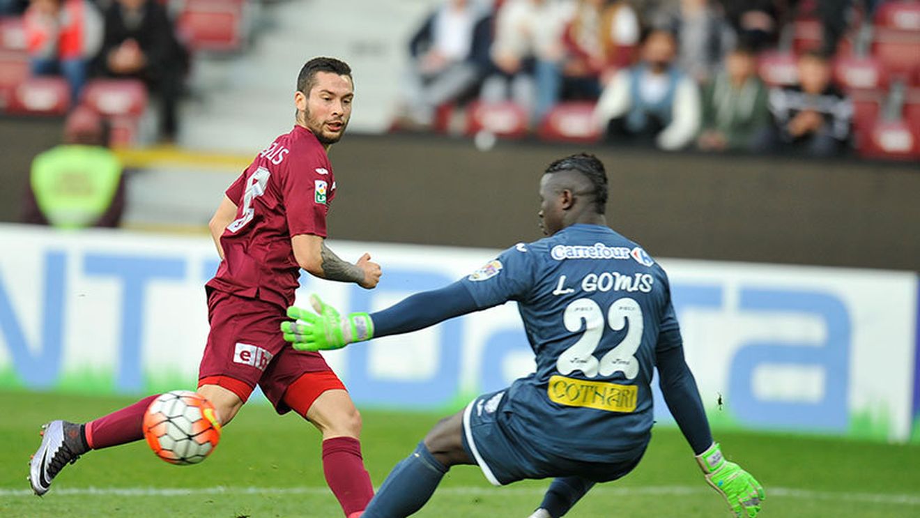 Jakolis: "Am venit să fiu titular, nu să stau pe bancă!" Prima reacție a fotbalistului cumpărat de Steaua cu 350.000 de euro