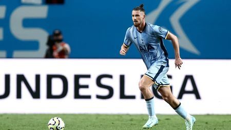 „Săracul Radu Drăgușin. E ca și plecat”. Englezii au tras concluzia, după Tottenham - Everton