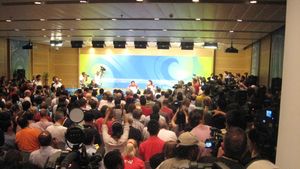 „Sper să nu mă împiedic pe stadion"