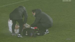Emoții pentru CFR Cluj! Informații despre accidentarea suferită de Ciprian Deac în meciul cu Chindia Târgoviște: „Nu e o leziune musculară!”