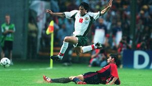 Jucătorul care a făcut istorie cu Bulgaria la World Cup '94 a venit cu Levski la Craiova: „Intrăm în meci cu intenția asta”