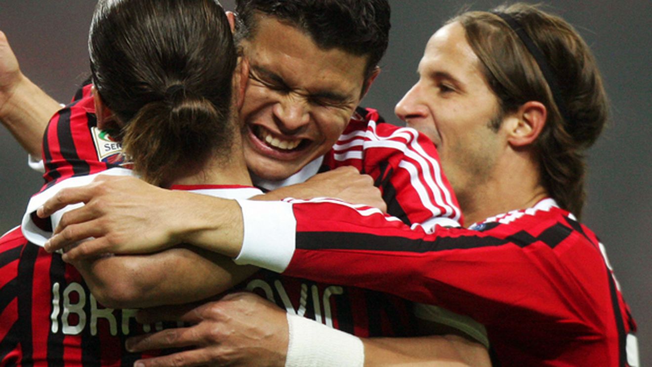 TARE! Milan cumpără prin "mica publicitate"!**  "Așteptăm ofertele la următoarea adresă:"