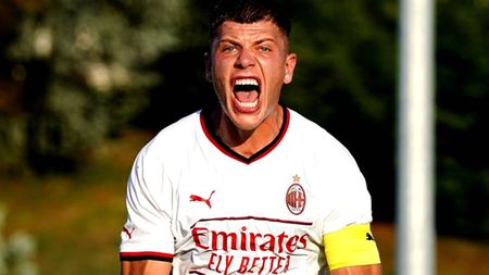 Universitatea Craiova pregătește lovitura în mercato: jucătorul din Italia care a refuzat-o pe Dinamo, așteptat în Bănie