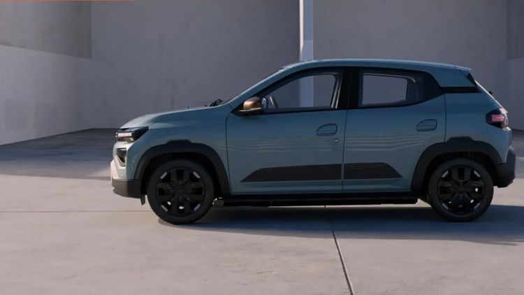 Spaniolii au comparat Dacia Spring 2027 cu BYD Dolphin Surf și au dat verdictul: „Am ales cea mai bună electrică sub 20.000 de euro”